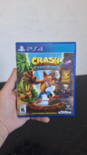 Crash Bandicoot N.Sane Trilogy - Mídia Física PS4 (Excelente)