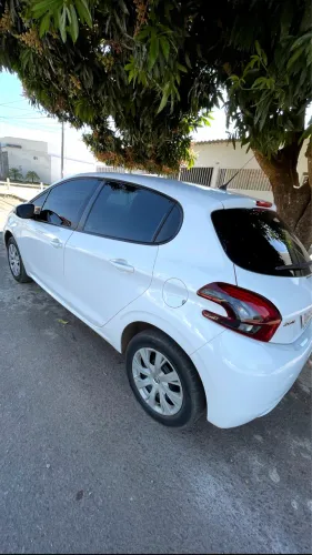 Peugeot 208 Active 1.2 Flex 12V 5P Mec. 2018