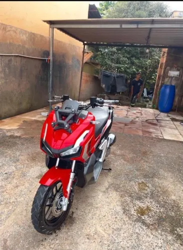 Moto ADV 150c