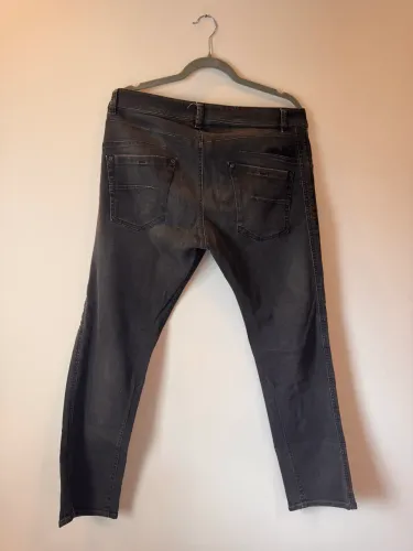 Calça jeans diesel