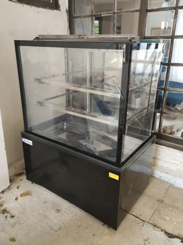 Expositora de alimentos Fria 1m x 60cm x 110cm
