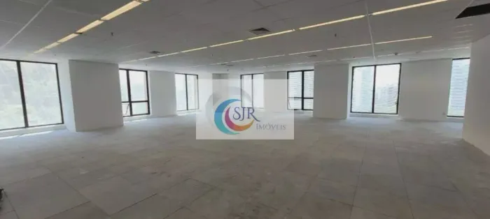 Sala/Conjunto para aluguel possui 500 metros quadrados em Butantã - São Paulo - SP