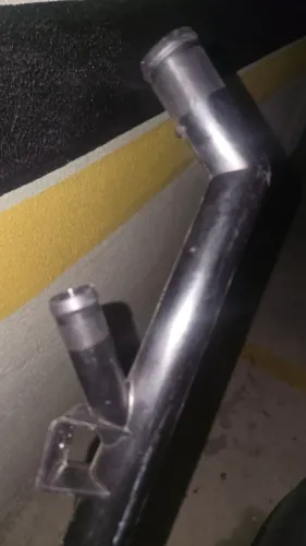 Tubo do sistema de arrefecimento do motor K4m com oring.