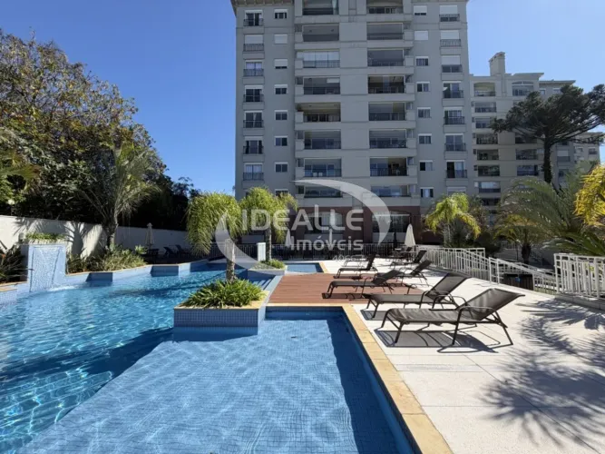 Apartamento em condomínio clube