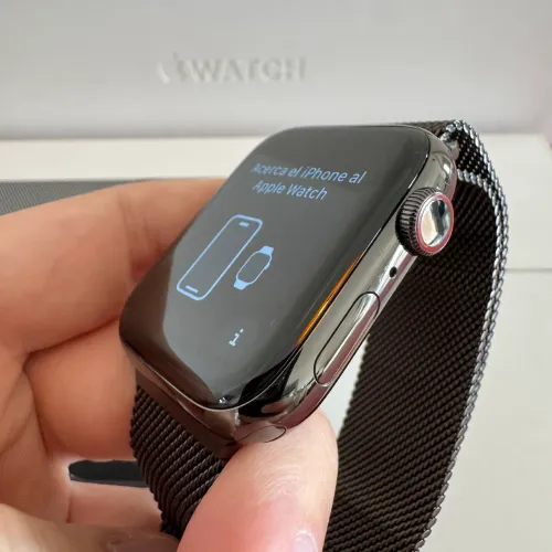Apple Watch Séries 6 44mm | Aço inox + Vidro Safira | Versão com celular 