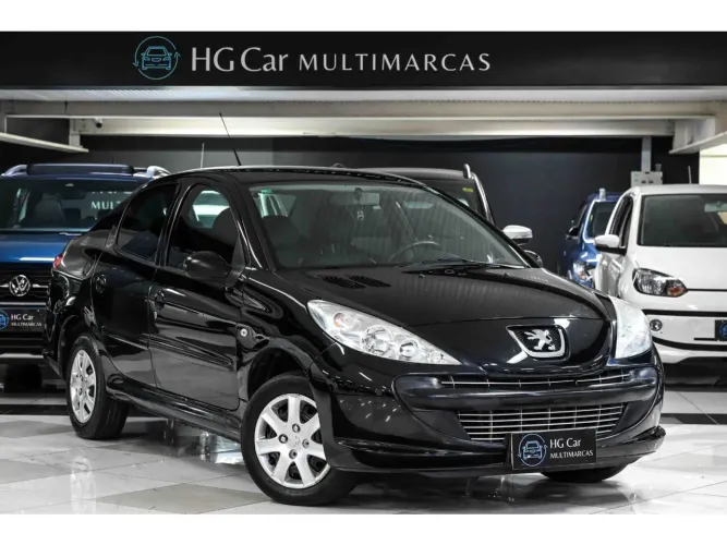 Peugeot 207 XR 1.4 Flex 8V 5P 2011