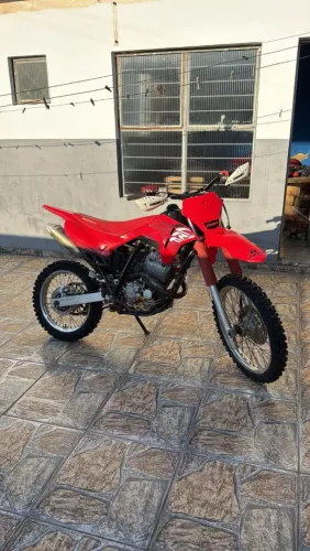 XRE 300 trilha