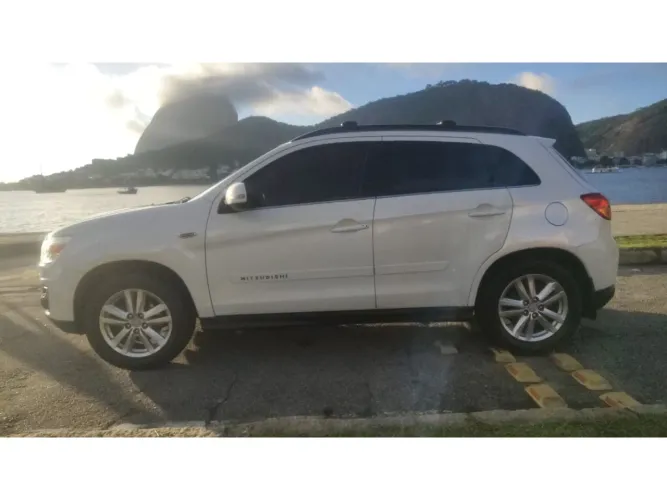 Mitsubishi ASX 2.0 16V 4X4 160cv Aut. 2013