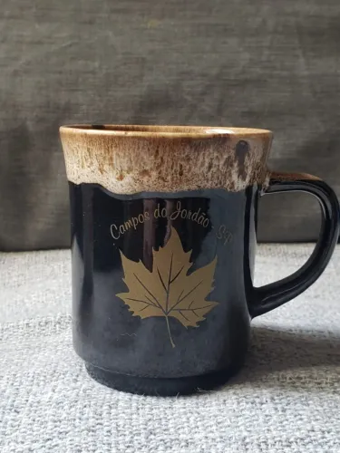 Caneca De Louça Campos Do Jordão Efeito Queimado Esmaltada