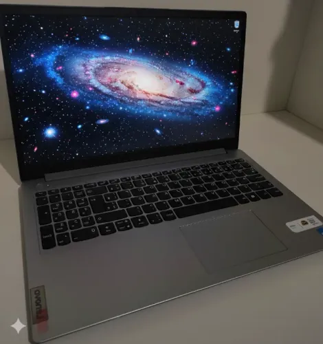 Notebook Lenovo i3-1215U (6 Núcleos) 8GB (3 Anos de Garantia)