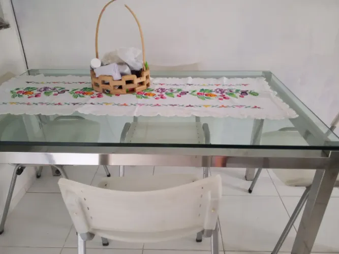 Vendo ou troco mesa Inox vidro 6mm