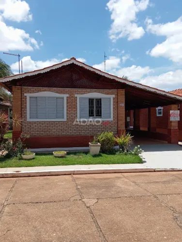 Chalé condominio fechado -Caldas Novas Casa em Condomínio com 2 Quarto(s) e 2 banheiro(s)