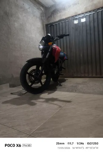 CBX Twister 2004
