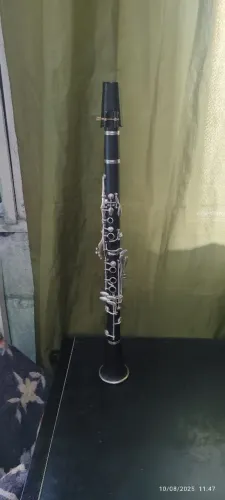 Clarinete em Sib Weril 17 chaves,em perfeito estado de conservação,toda revisada.