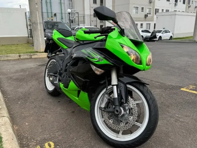 KAWASAKI Ninja ZX6-R 600 cc - 2011