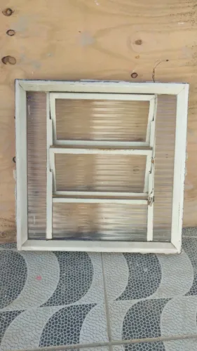 Janela Vidro 0,60 X 0,60