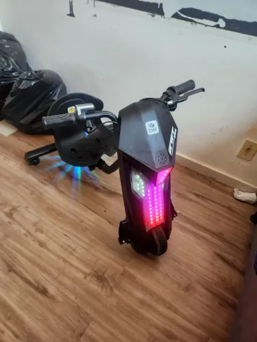 Triciclo elétrico