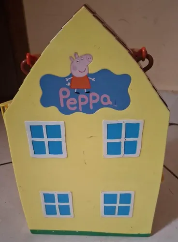 Brinquedo "Casa da Peppa Pig"