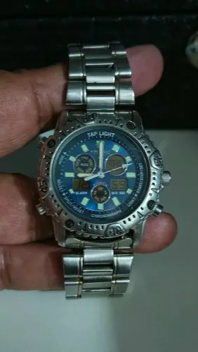 Relógio Citizen C810