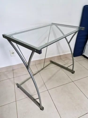 Mesa / Escrivaninha de Vidro e Metal