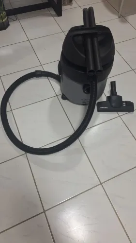 Aspirador de Pó e Água Eletrolux A10 Smart 1.200w - 220v