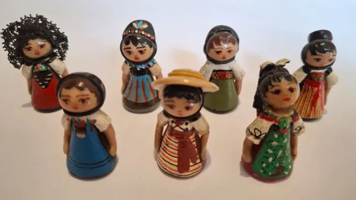 MINIATURAS ARTESANAIS EM MADEIRA - PORTUGAL E INFLUÊNCIA ORIENTAL