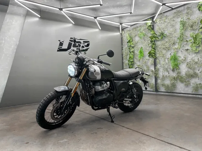 Royal Enfield Interceptor Bear 650 Custom