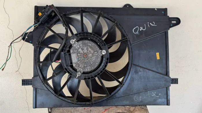 Ventoinha/ Eletro Ventilador onix, prisma, spin, colbat aut 2017 a 2019