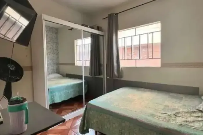 Térrea para venda possui 82 metros quadrados com 2 quartos em Calmon Viana - Poá - SP