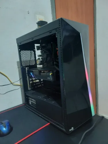 PC GAMER I3 10105F RX 5600XT 6GB