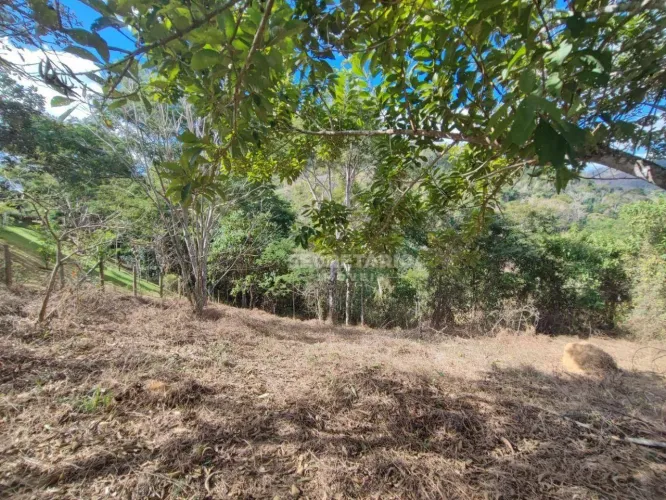 Terreno à venda, 3052 m² por R$ 290.000 - Secretário - Petrópolis/RJ