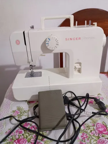 Máquina de costura singer 1408