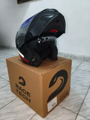 Capacete articulado - RACE TECH