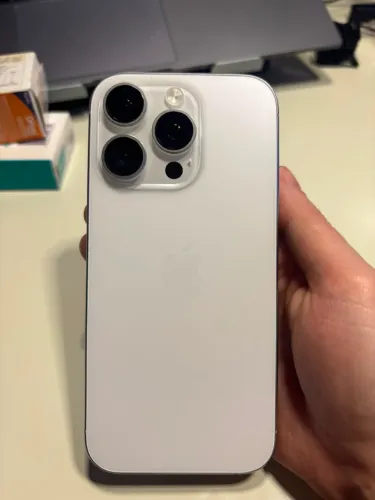 iPhone 16 pro 128gb