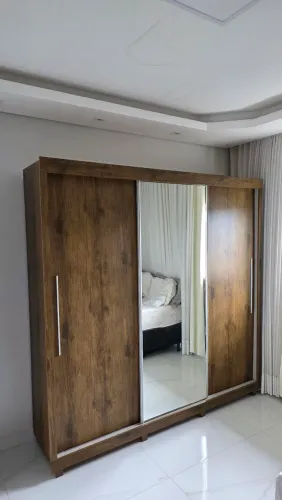 ? GUARDA-ROUPA MODERNO EM MDF ?