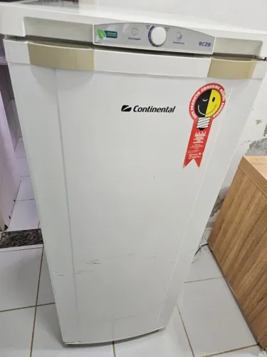 Geladeira Continental RC28 Compacta 127V Funcionando