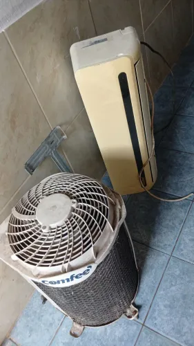 Vendo ar condicionado usado
