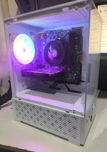 PC Gamer Ryzen 5 / 8 GB Ram / 240 GB SsD / 4 GB Placa de Video / 500 Watts Fonte / Gab. Ga