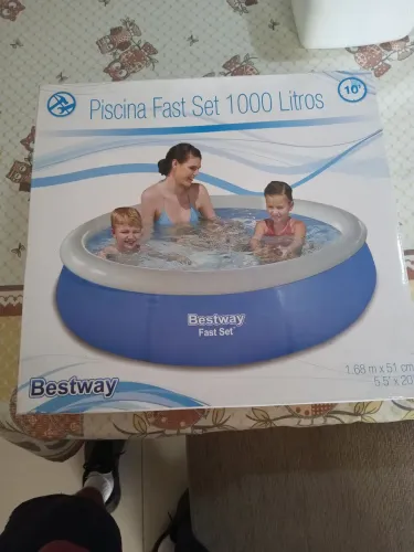 Piscina. 