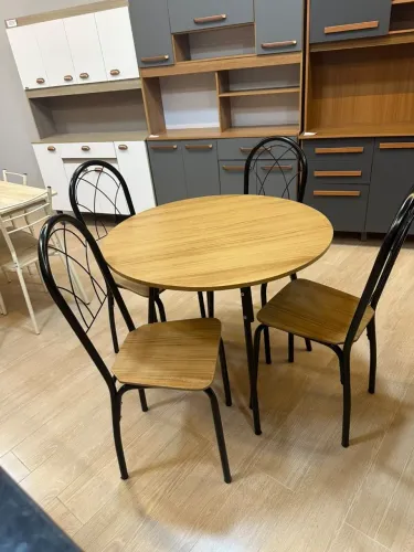 PROMOÇÃO Mesa de Jantar 4 Cadeiras Redonda