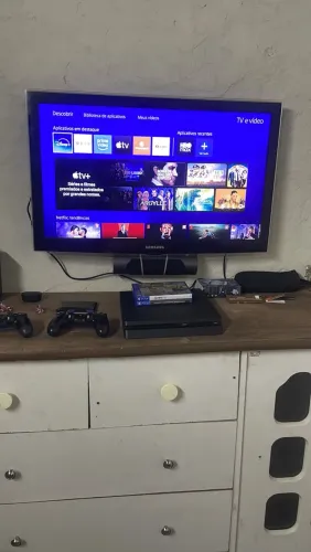 Troco ps4 por carro assumo parcelas até 1000 reais
