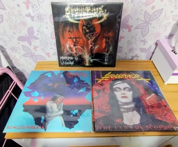 5. LPs sepultura, sarcófago, the Damned e Wafare noise ll