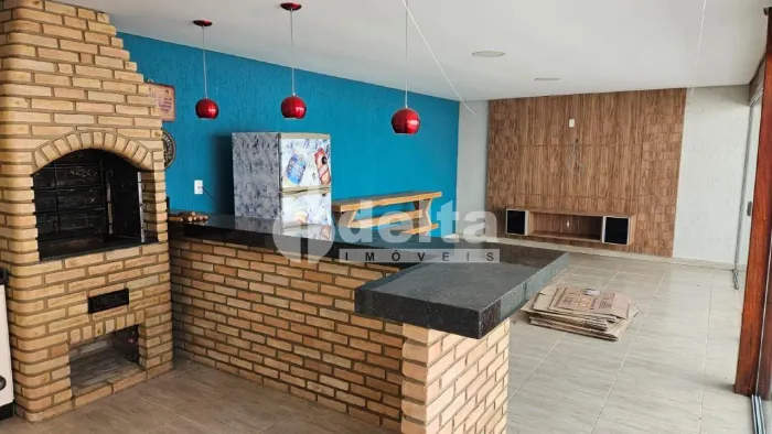 Casa residencial com 3 quartos sendo 2 suíte disponível para locação e venda no bairro San