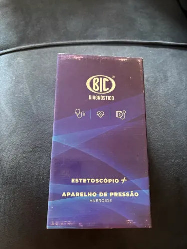 Estetoscópio + aparelho de pressão 