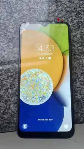 Celular usado em bom estado