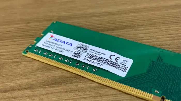 1X8GB ADATA 3200MHZ