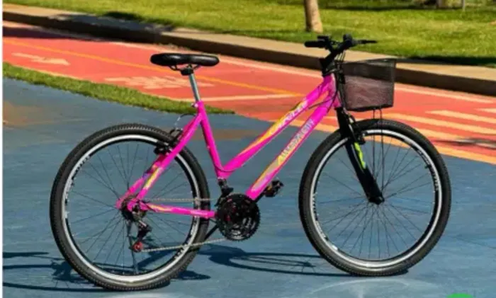 Bicicleta aro 26 . $750 Reais. Watsap *7.