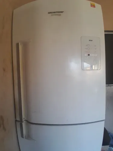 Vendo geladeira 