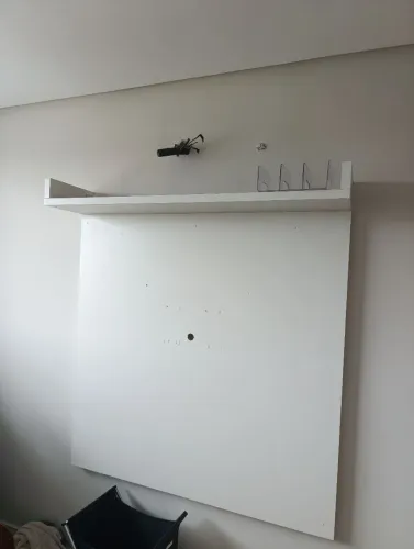 Painel de TV branco MDF pequeno