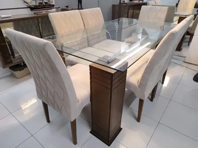 Mesa de jantar com 6 cadeiras